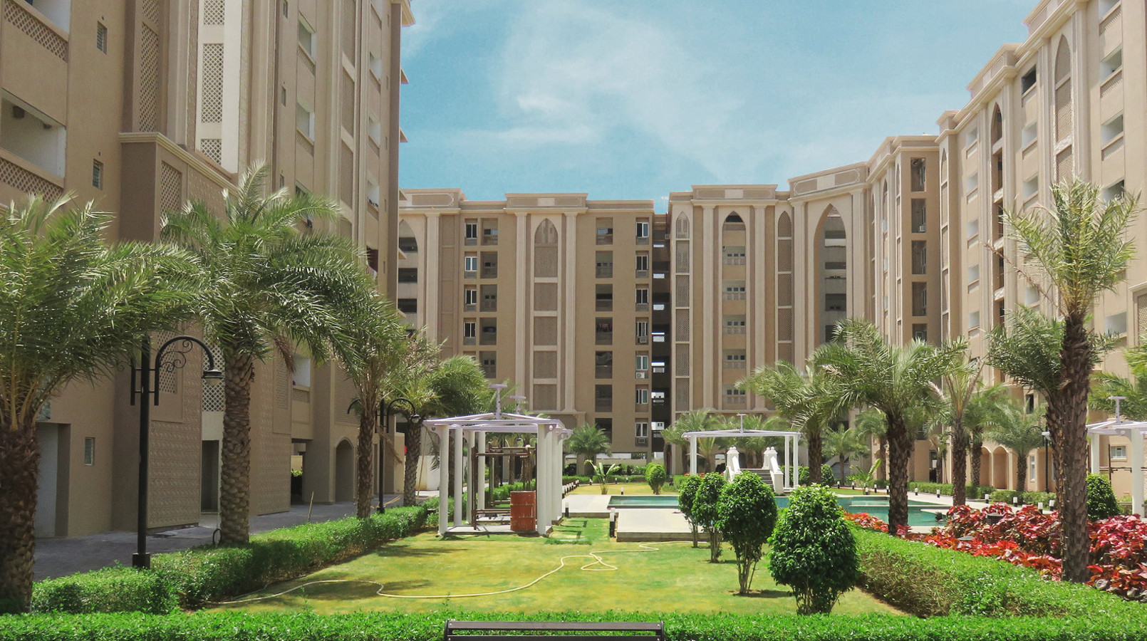 Landscaped residential community